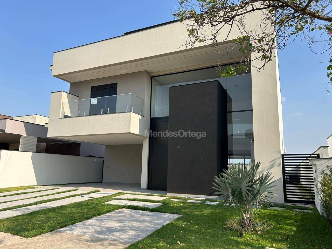 Casa de Condomínio à venda com 4 quartos, 374m² - Foto 3