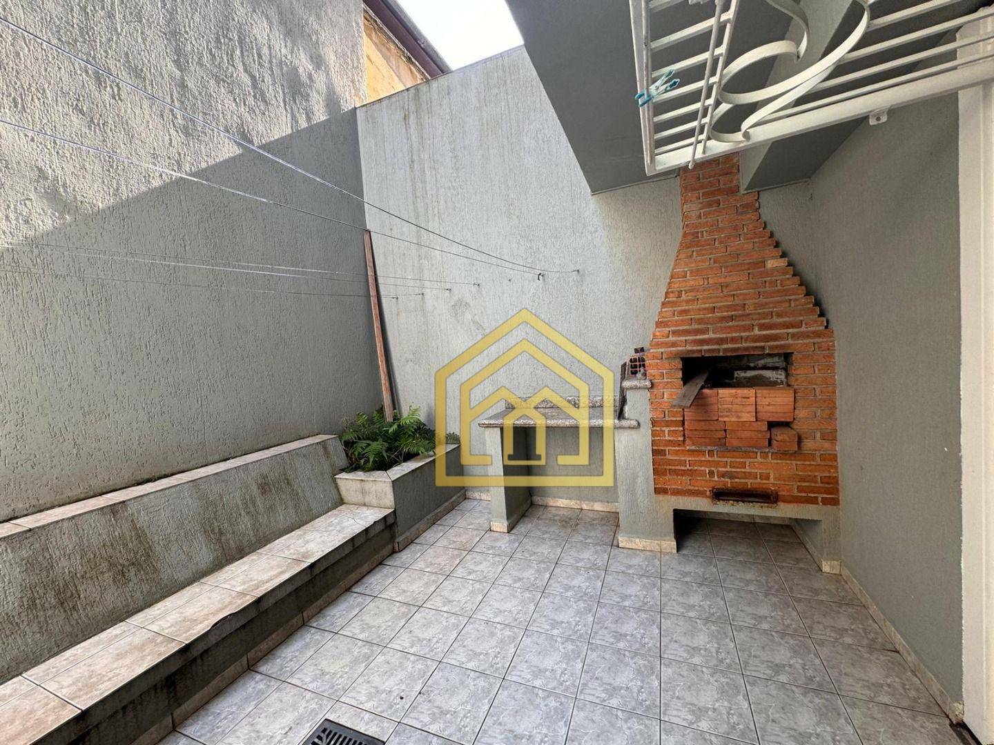 Sobrado à venda com 3 quartos, 242m² - Foto 30