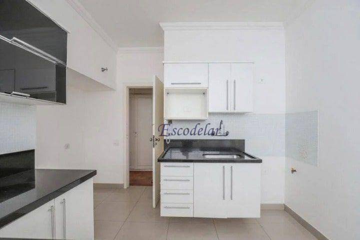 Apartamento à venda com 3 quartos, 160m² - Foto 15