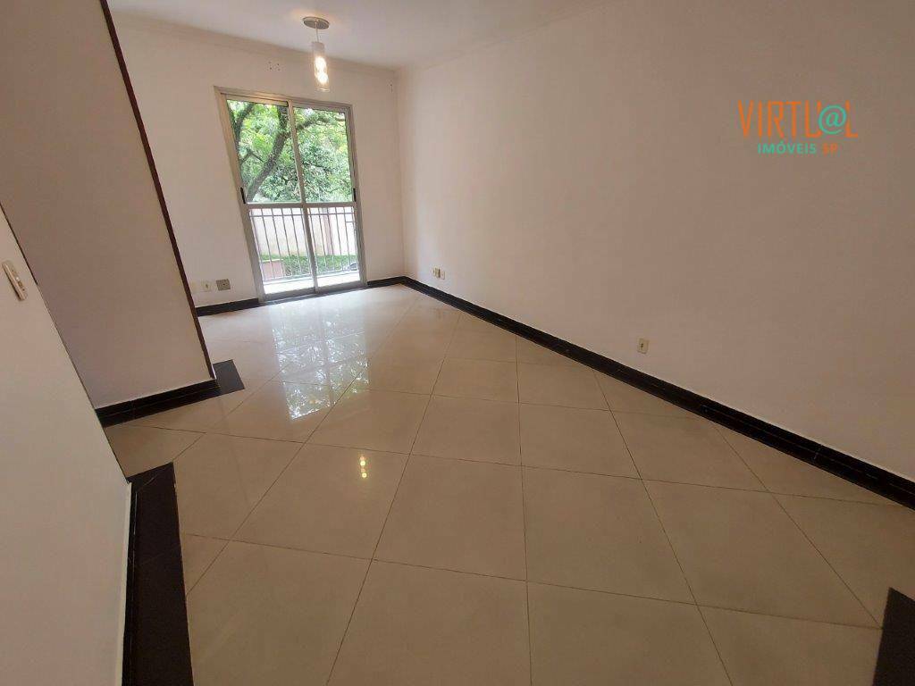 Apartamento para alugar com 2 quartos, 65m² - Foto 9