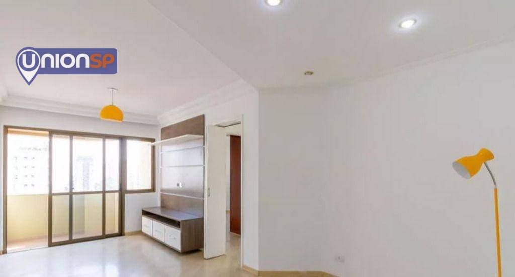 Apartamento à venda com 2 quartos, 67m² - Foto 1