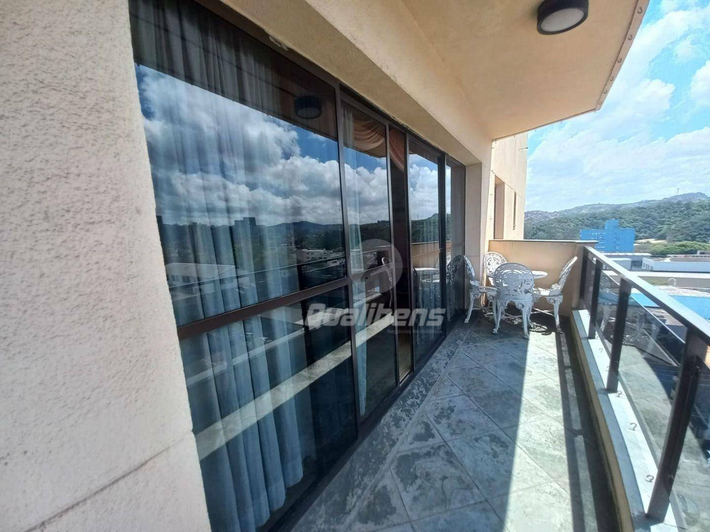 Apartamento à venda com 4 quartos, 220m² - Foto 22