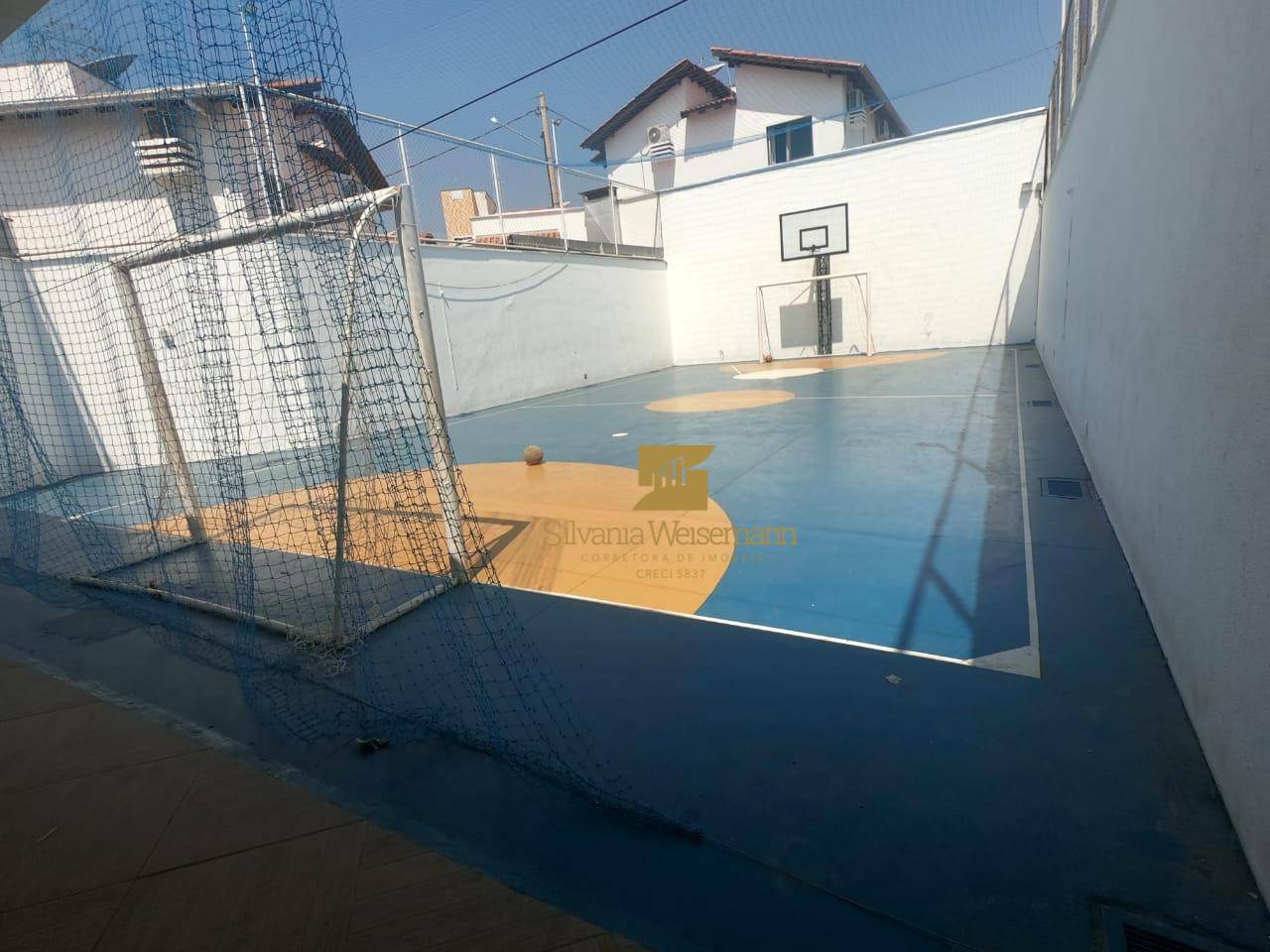 Casa à venda e aluguel com 3 quartos, 180m² - Foto 21