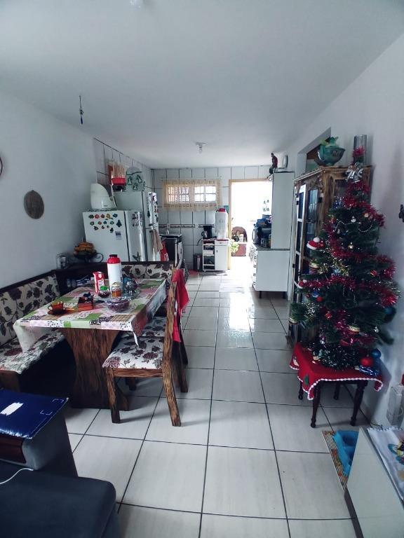 Casa à venda com 2 quartos, 90m² - Foto 5