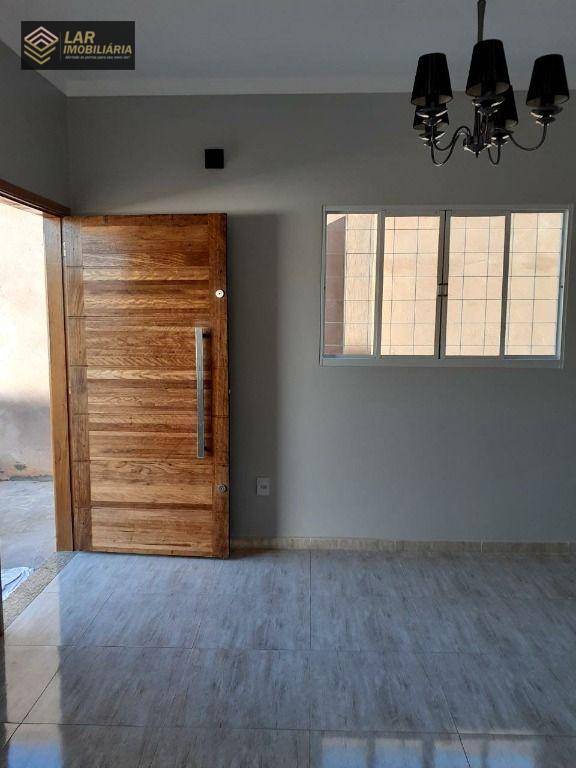 Casa à venda com 3 quartos, 90m² - Foto 5