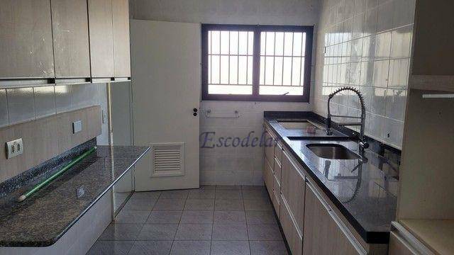 Apartamento à venda com 4 quartos, 140m² - Foto 4