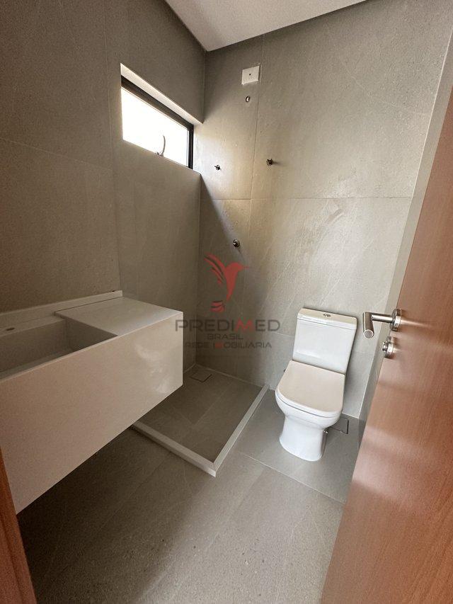 Casa à venda com 4 quartos, 200m² - Foto 20