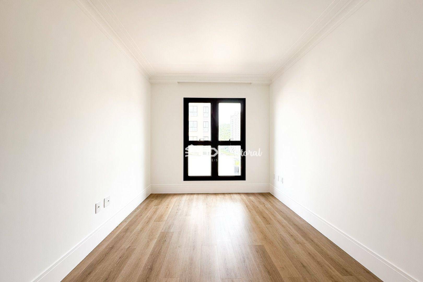 Apartamento à venda com 4 quartos, 210m² - Foto 16