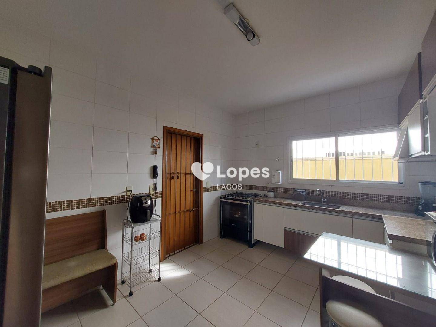 Casa à venda com 3 quartos, 142m² - Foto 12