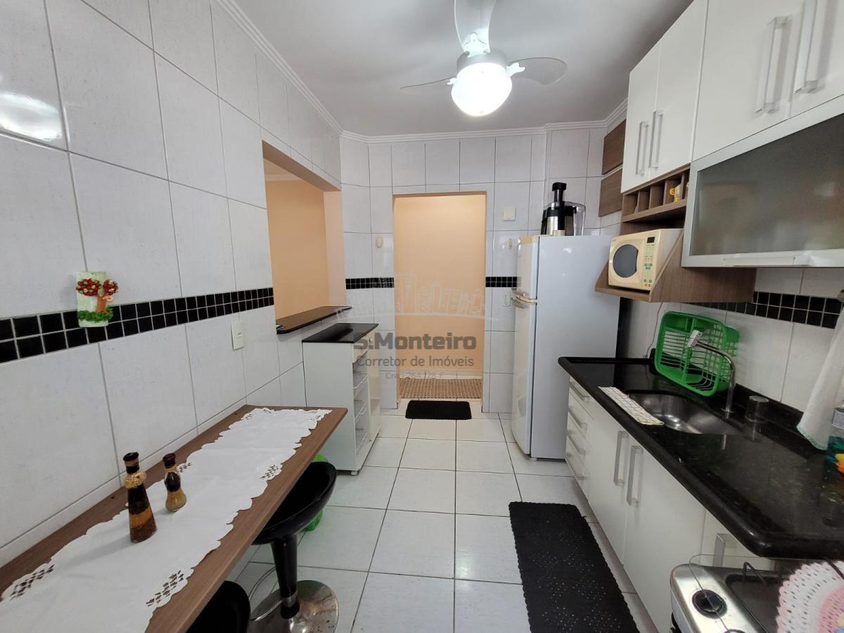 Apartamento à venda com 2 quartos, 80m² - Foto 11