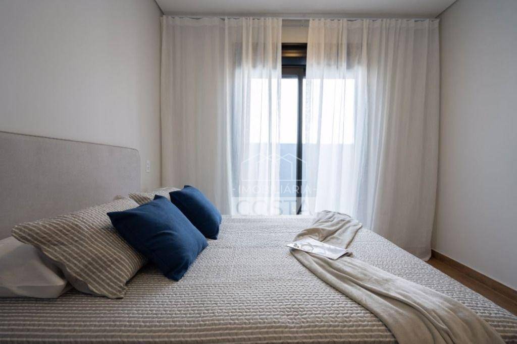 Casa de Condomínio à venda com 4 quartos, 354m² - Foto 32