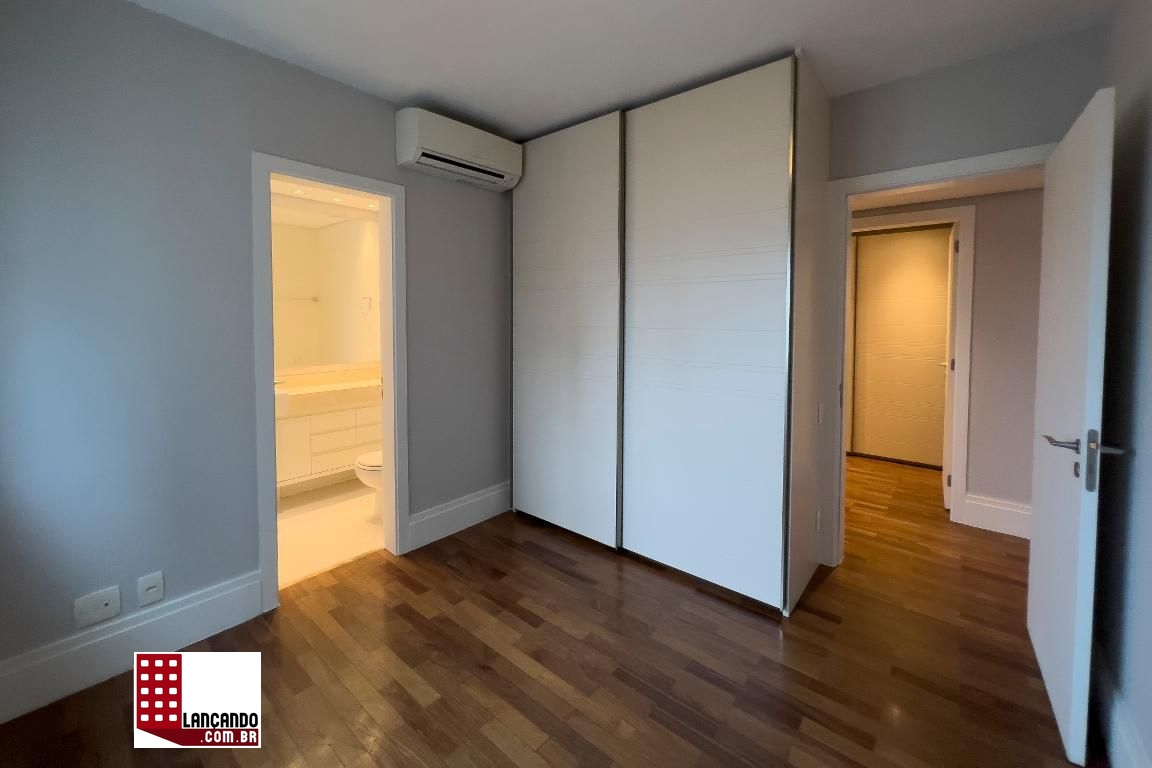 Apartamento à venda com 3 quartos, 223m² - Foto 6