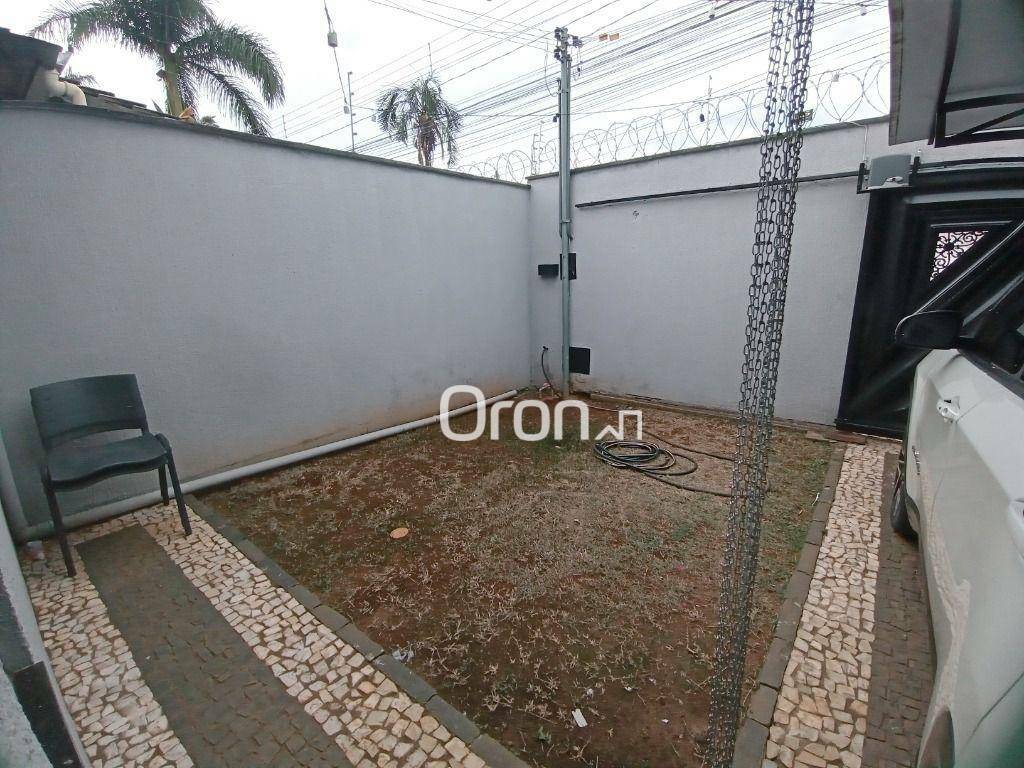 Casa à venda com 3 quartos, 130m² - Foto 13