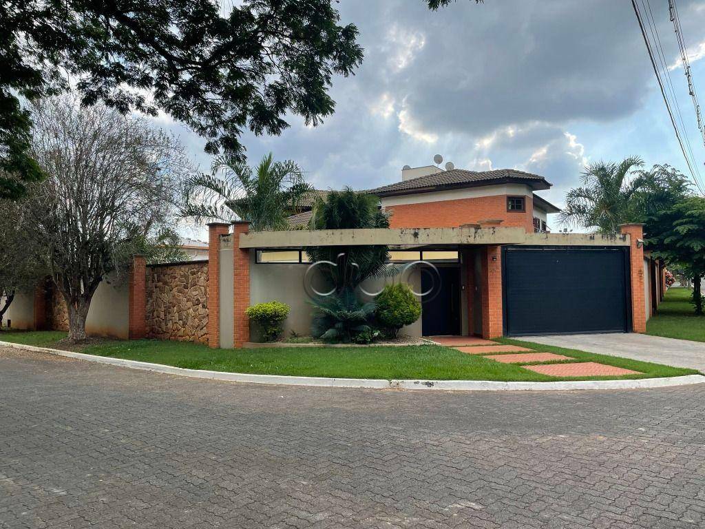 Casa de Condomínio à venda com 4 quartos, 750m² - Foto 2