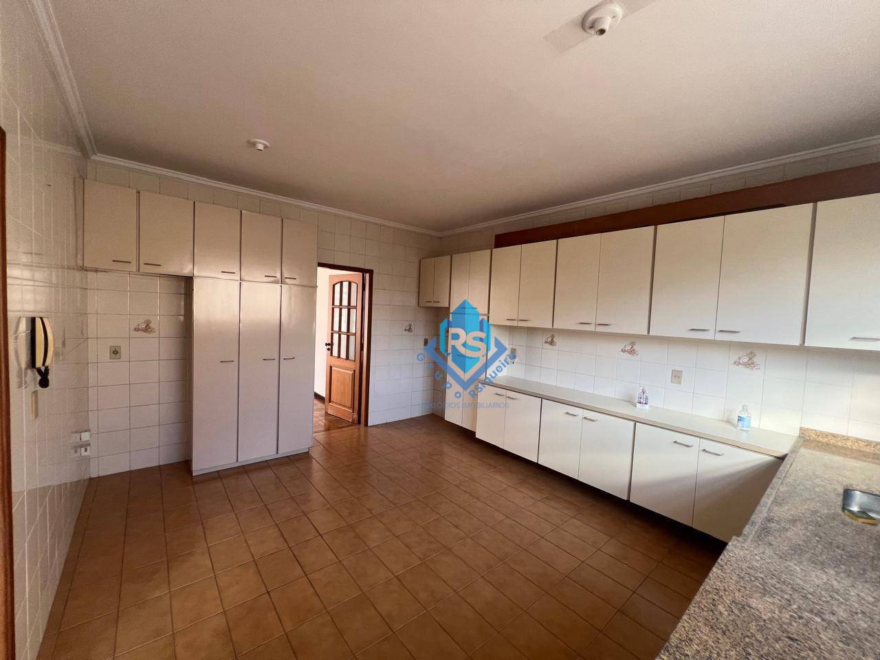 Prédio Inteiro à venda, 200m² - Foto 13