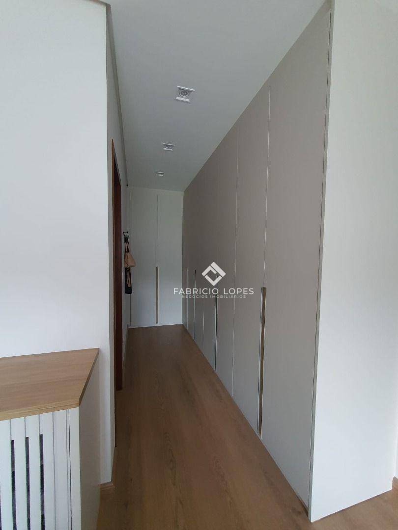 Casa à venda com 4 quartos, 300m² - Foto 13