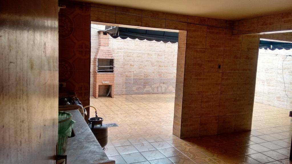 Casa à venda e aluguel com 3 quartos, 160m² - Foto 20