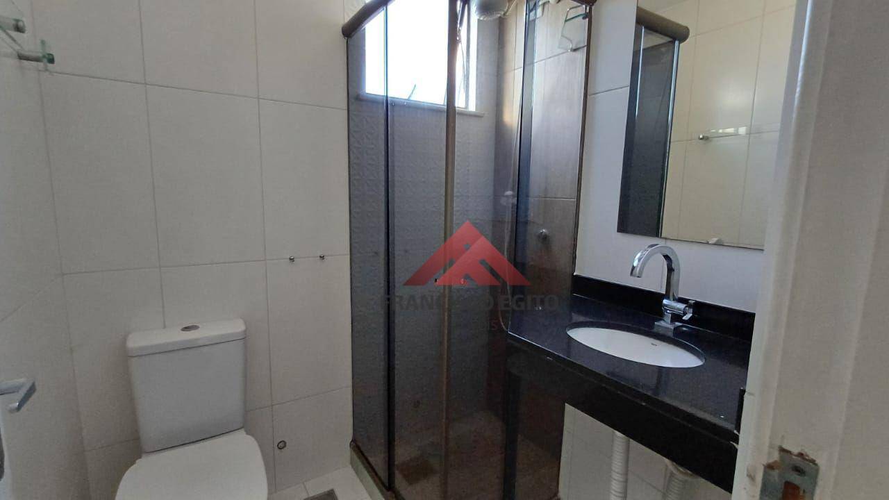 Apartamento à venda com 2 quartos, 64m² - Foto 17