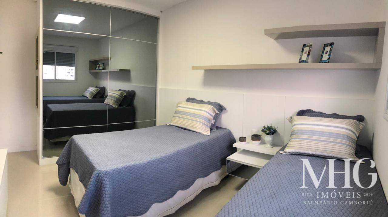 Apartamento à venda com 4 quartos, 237m² - Foto 13