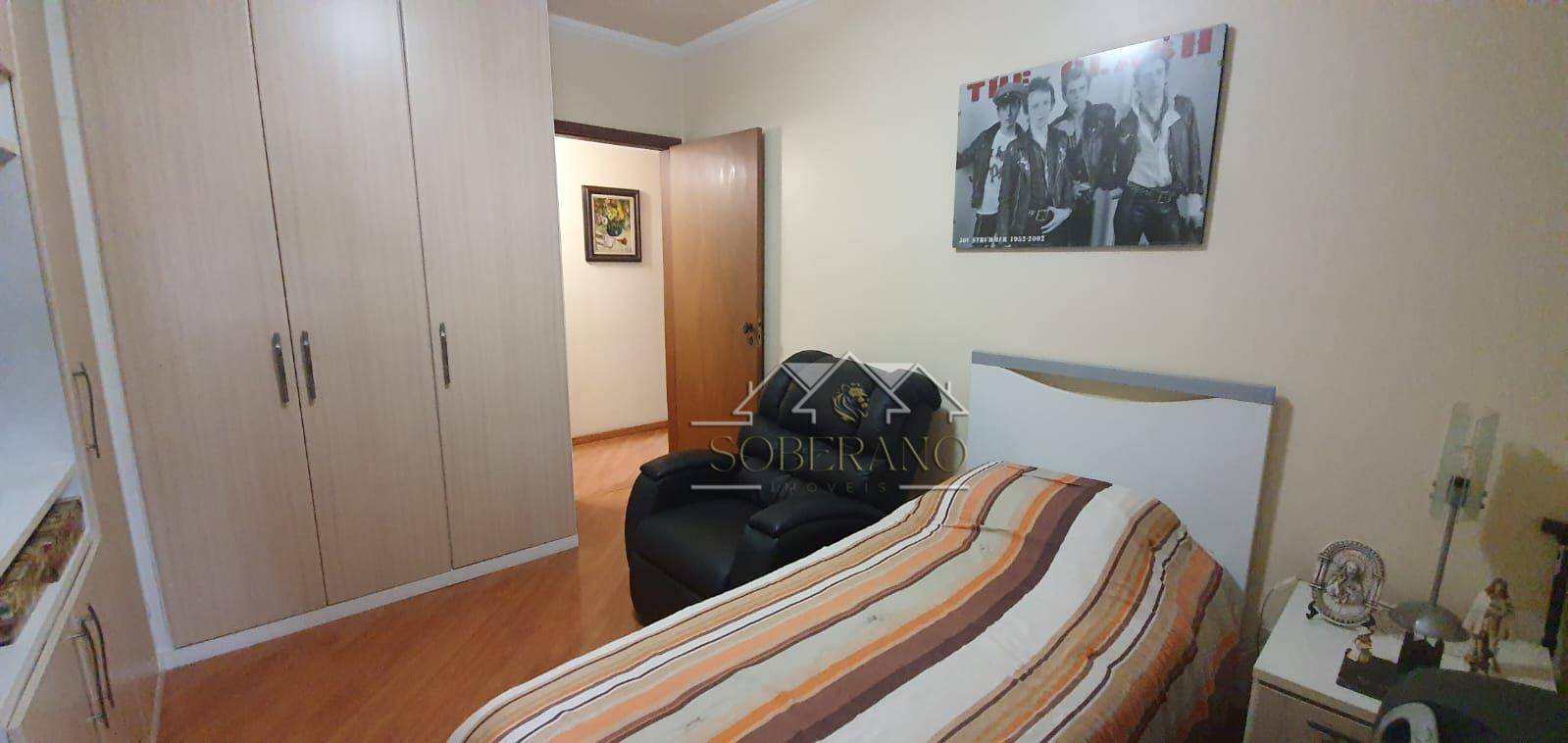 Apartamento à venda com 3 quartos, 137m² - Foto 15