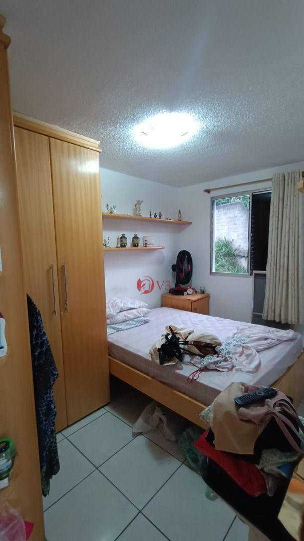 Apartamento à venda com 3 quartos, 50m² - Foto 7