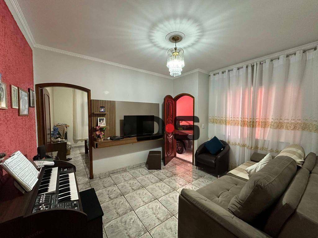 Casa à venda com 3 quartos, 110m² - Foto 2