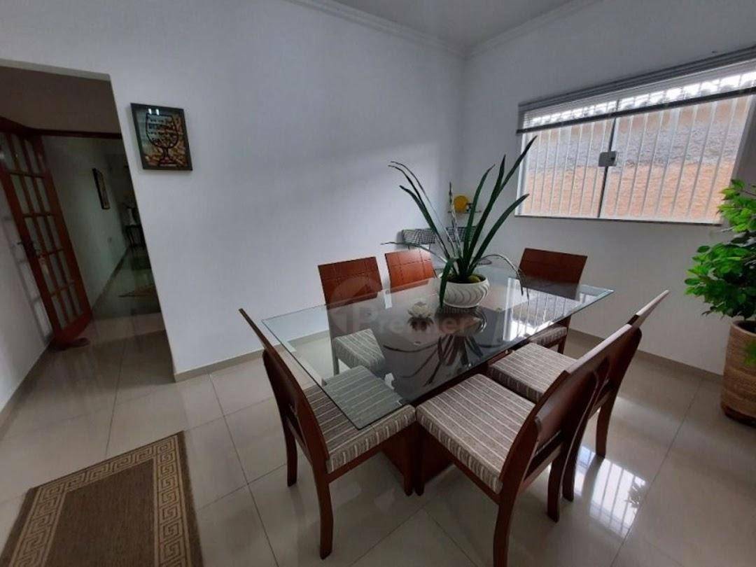 Casa à venda com 3 quartos, 229m² - Foto 23