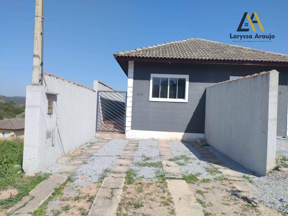 Casa à venda e aluguel com 2 quartos, 64m² - Foto 1