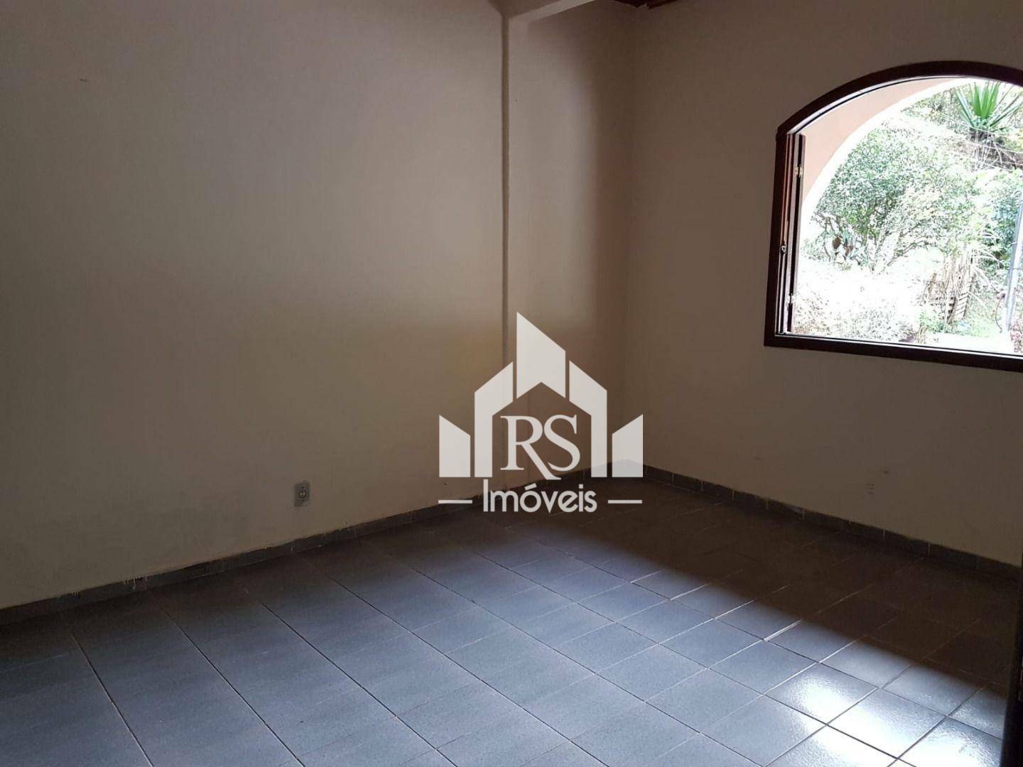 Casa à venda com 3 quartos, 300m² - Foto 10