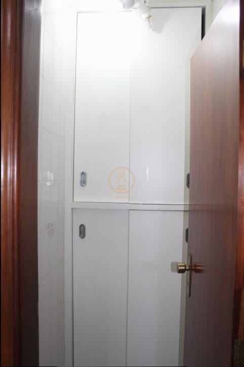 Apartamento à venda com 4 quartos, 210m² - Foto 19