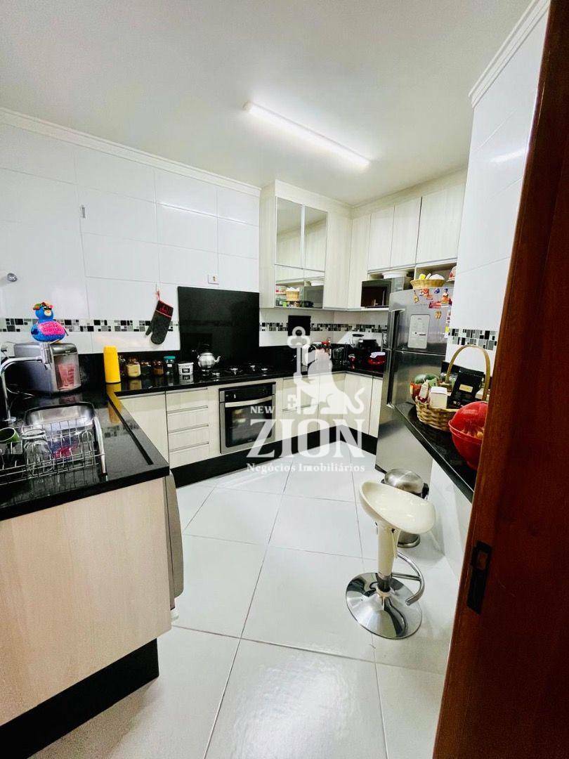 Sobrado à venda com 3 quartos, 152m² - Foto 17