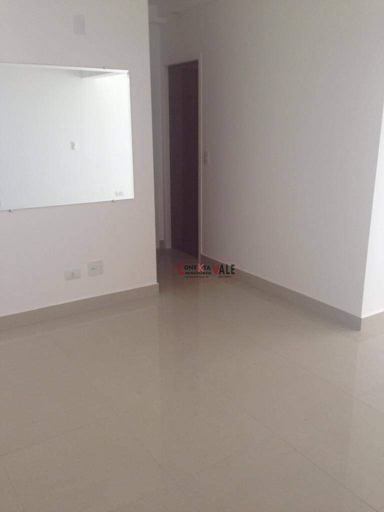 Apartamento para alugar com 2 quartos, 80m² - Foto 9