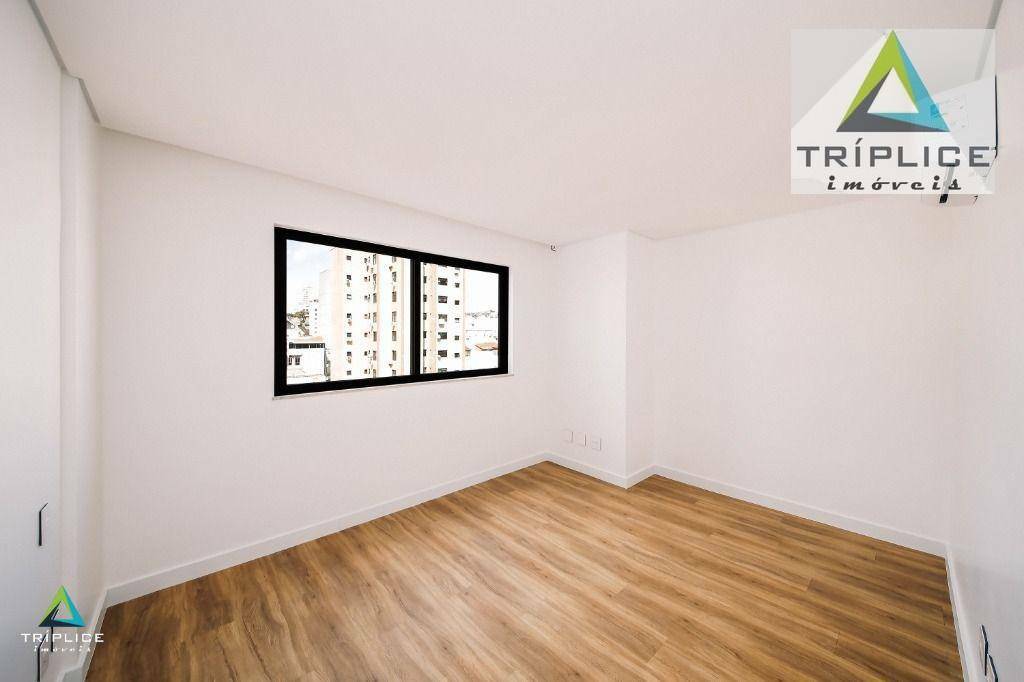 Apartamento à venda com 4 quartos, 228m² - Foto 17