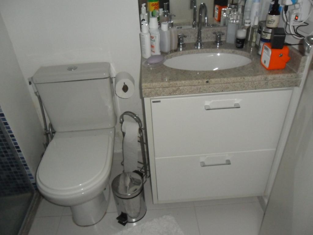 Apartamento à venda com 3 quartos, 98m² - Foto 17