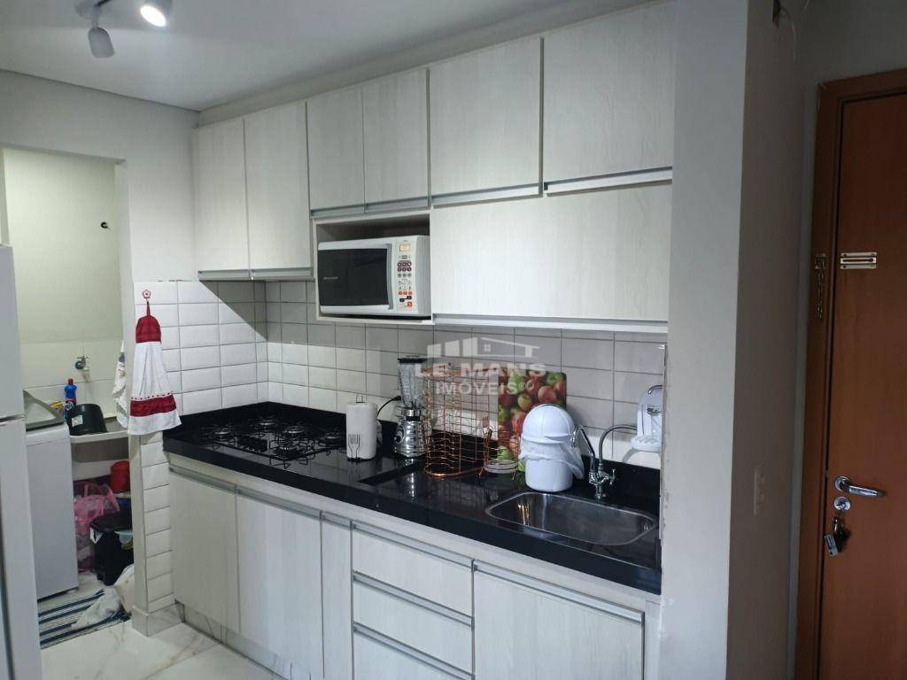 Apartamento à venda com 2 quartos, 66m² - Foto 29