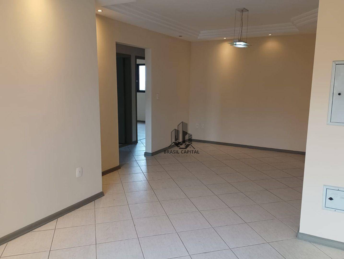 Apartamento para alugar com 3 quartos, 87m² - Foto 3