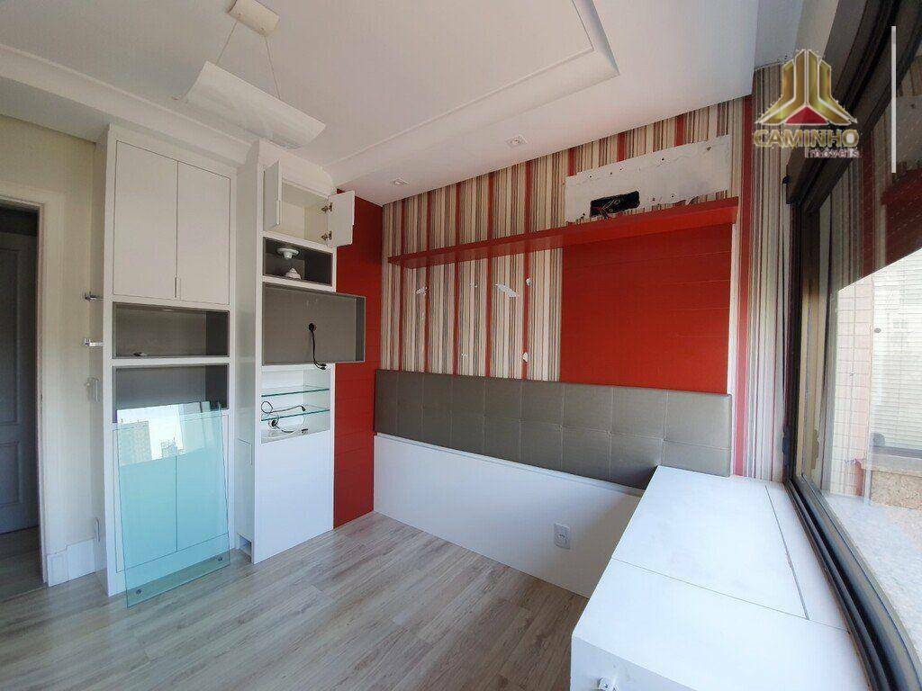 Apartamento à venda com 3 quartos, 230m² - Foto 12