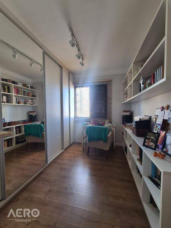 Apartamento à venda com 3 quartos, 107m² - Foto 21