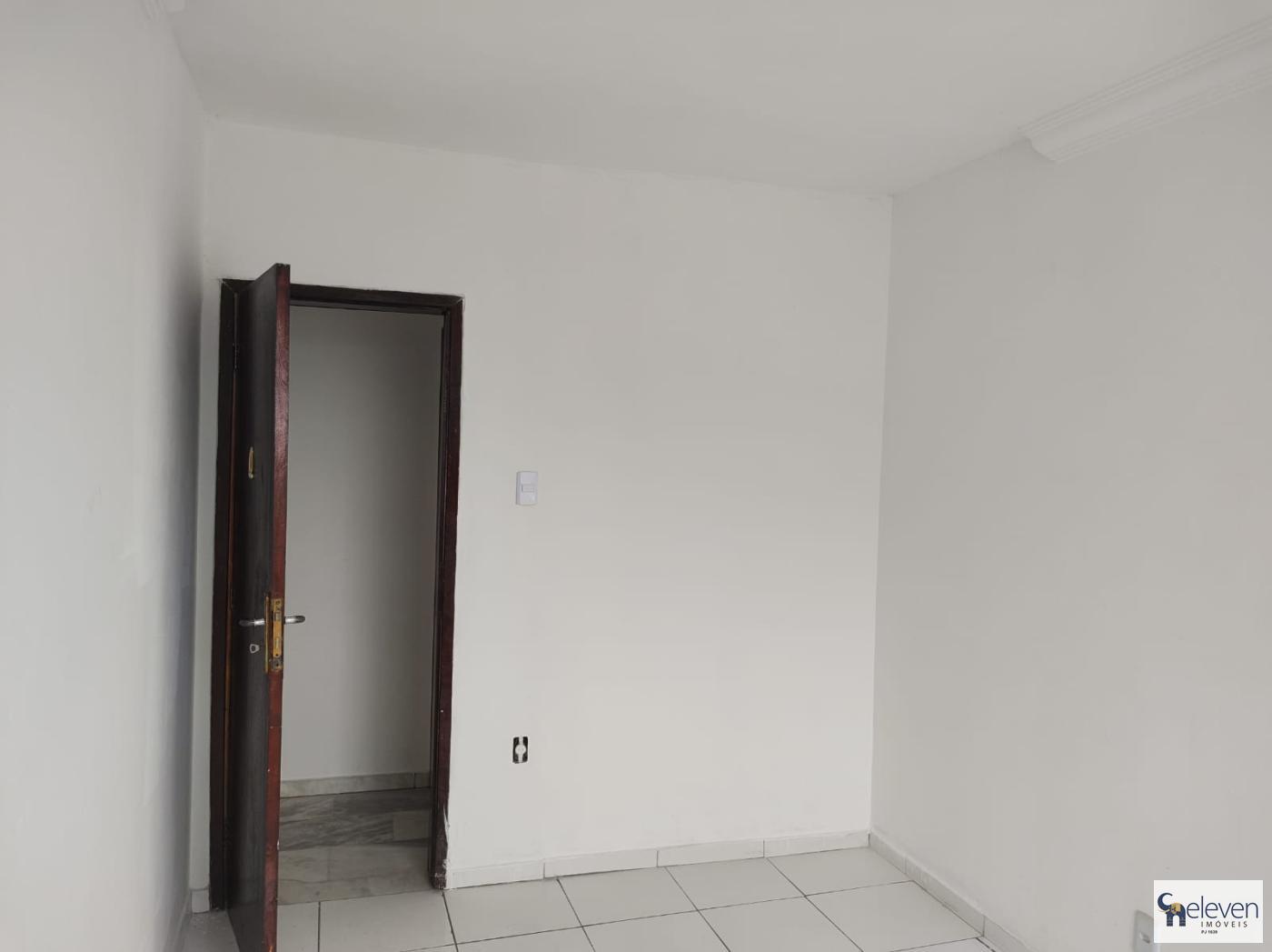 Apartamento à venda com 3 quartos, 103m² - Foto 4