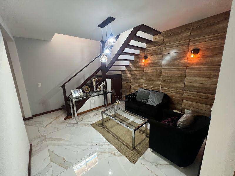 Casa à venda com 3 quartos, 270m² - Foto 52