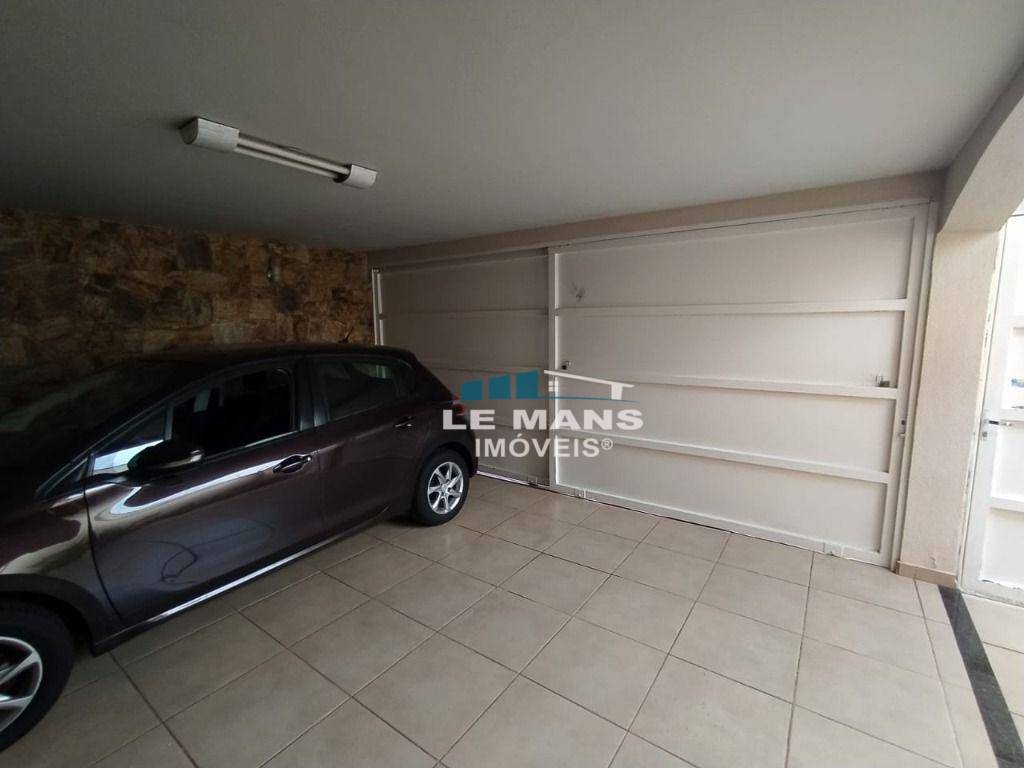 Casa à venda com 3 quartos, 157m² - Foto 3