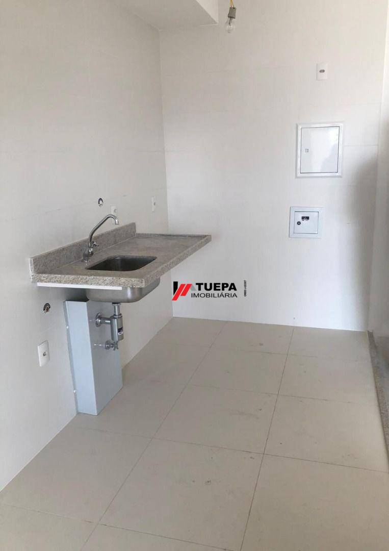 Apartamento à venda com 2 quartos, 77m² - Foto 2