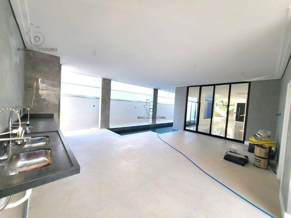 Casa de Condomínio à venda com 4 quartos, 416m² - Foto 5