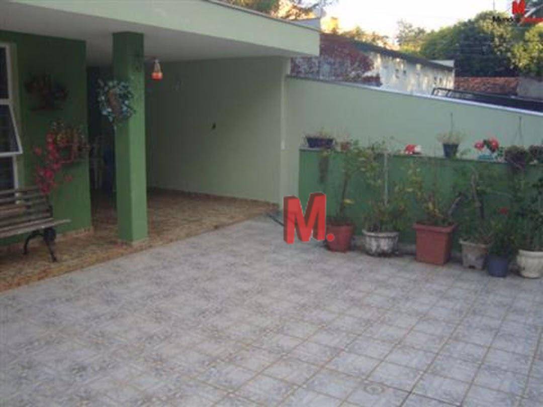 Casa à venda com 3 quartos, 276m² - Foto 23