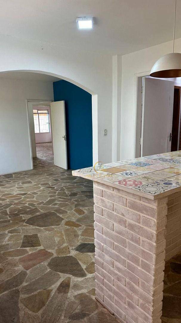 Casa à venda com 4 quartos, 252m² - Foto 14