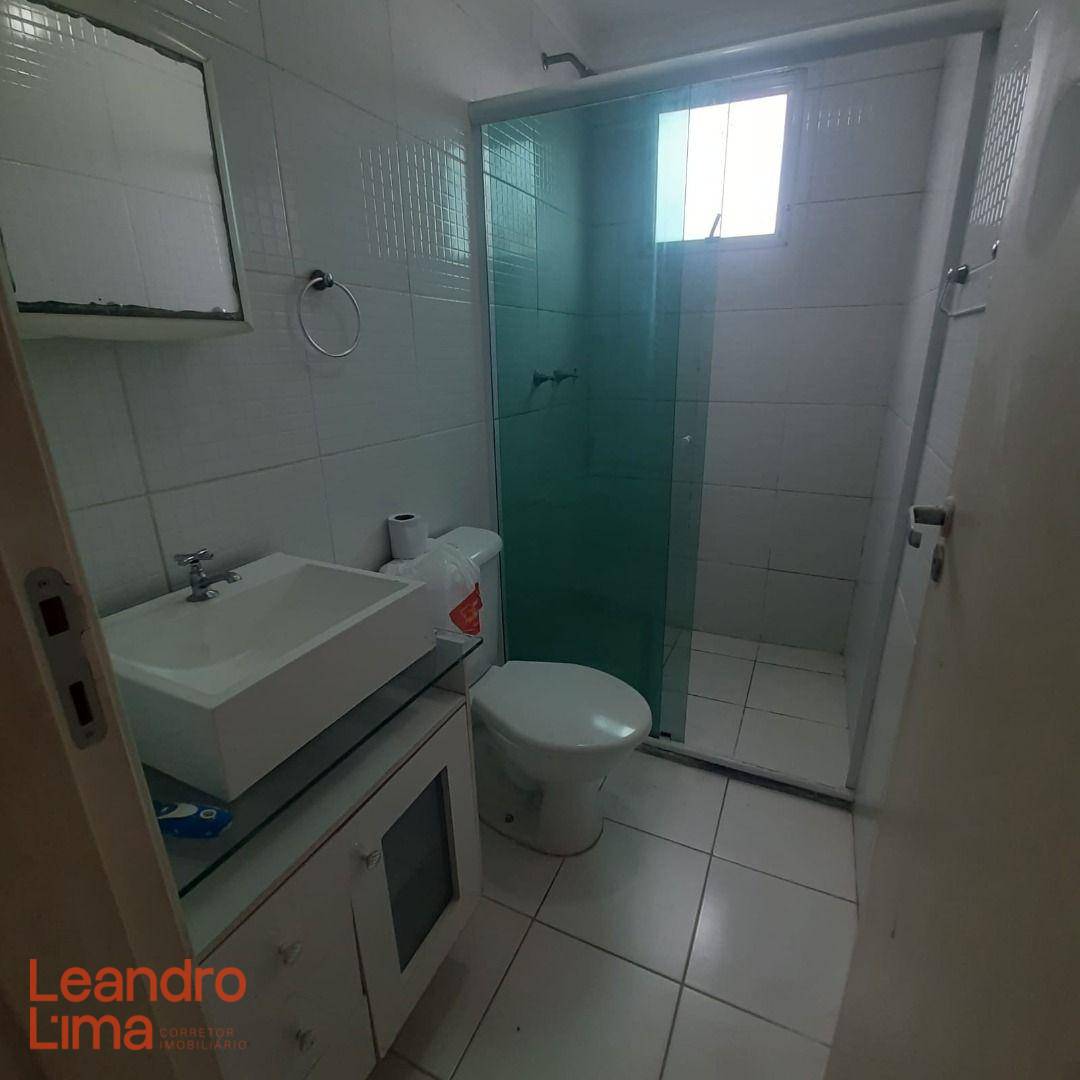 Apartamento para alugar com 2 quartos, 45m² - Foto 6