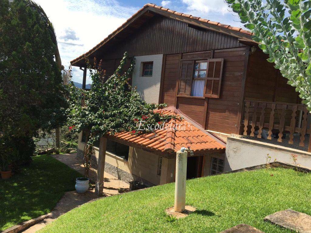 Casa de Condomínio à venda com 4 quartos, 480m² - Foto 1