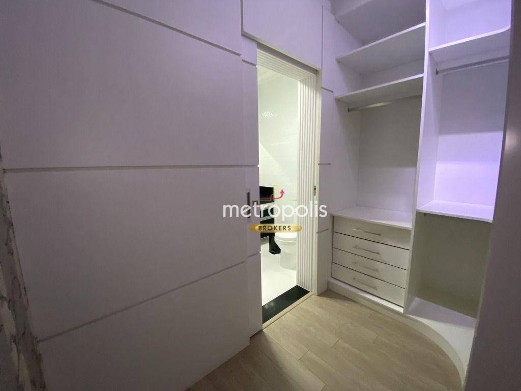 Sobrado à venda com 4 quartos, 630m² - Foto 55