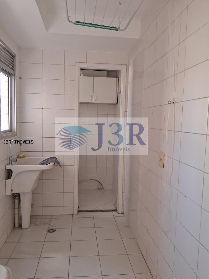 Apartamento para alugar com 3 quartos, 96m² - Foto 18