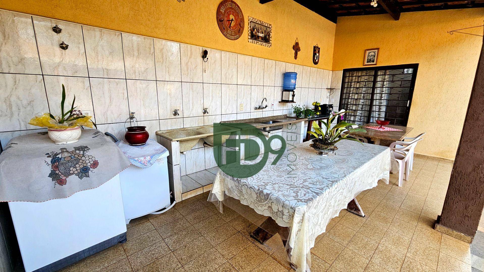 Chácara à venda com 6 quartos, 650M2 - Foto 8